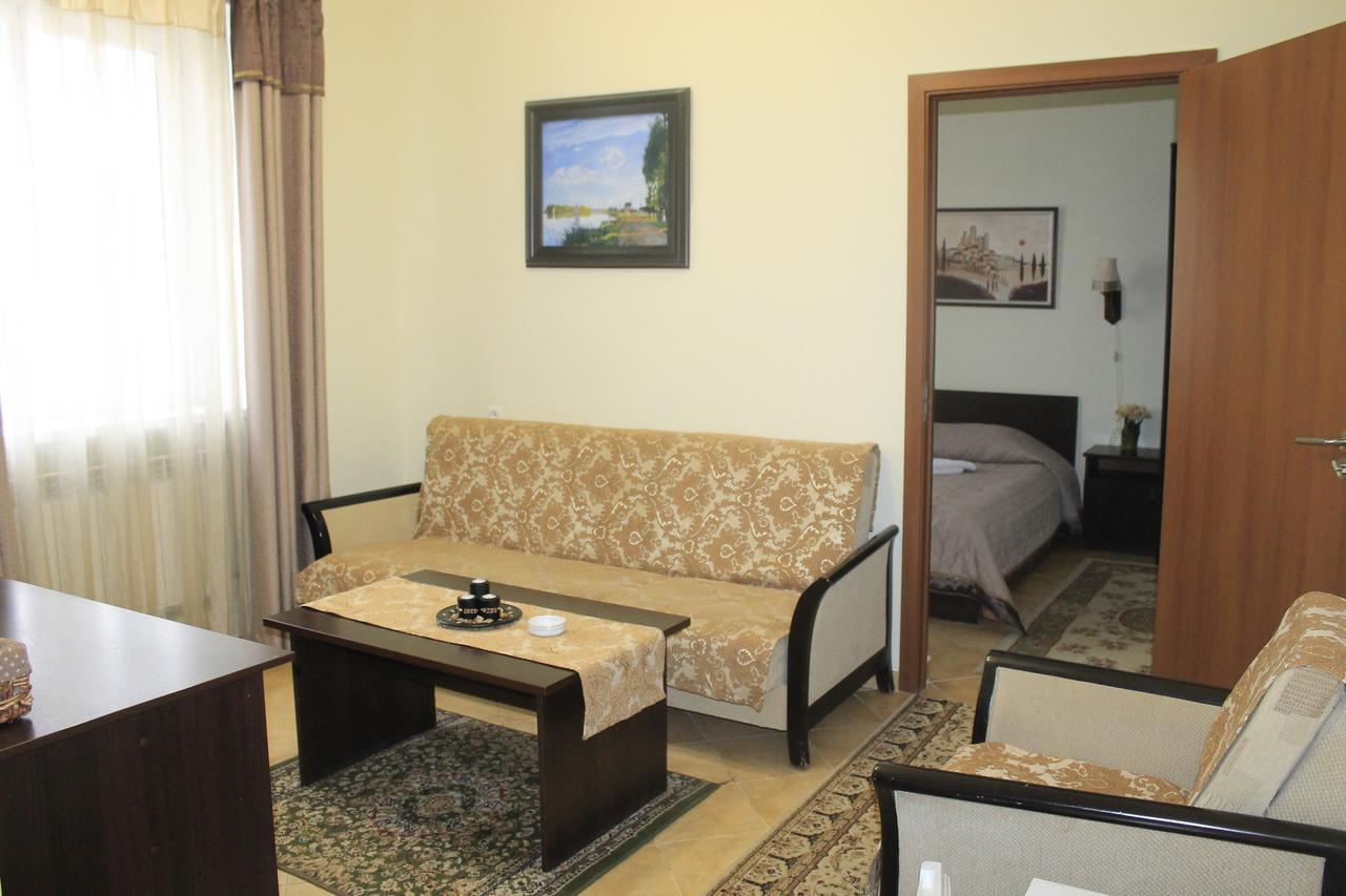 Hotel Vangogh Kızılorda Dış mekan fotoğraf