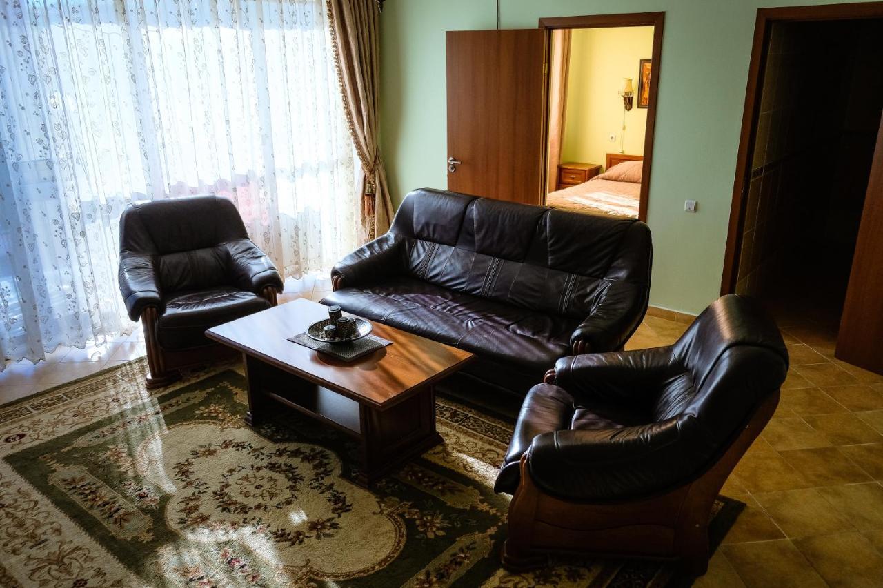 Hotel Vangogh Kızılorda Dış mekan fotoğraf